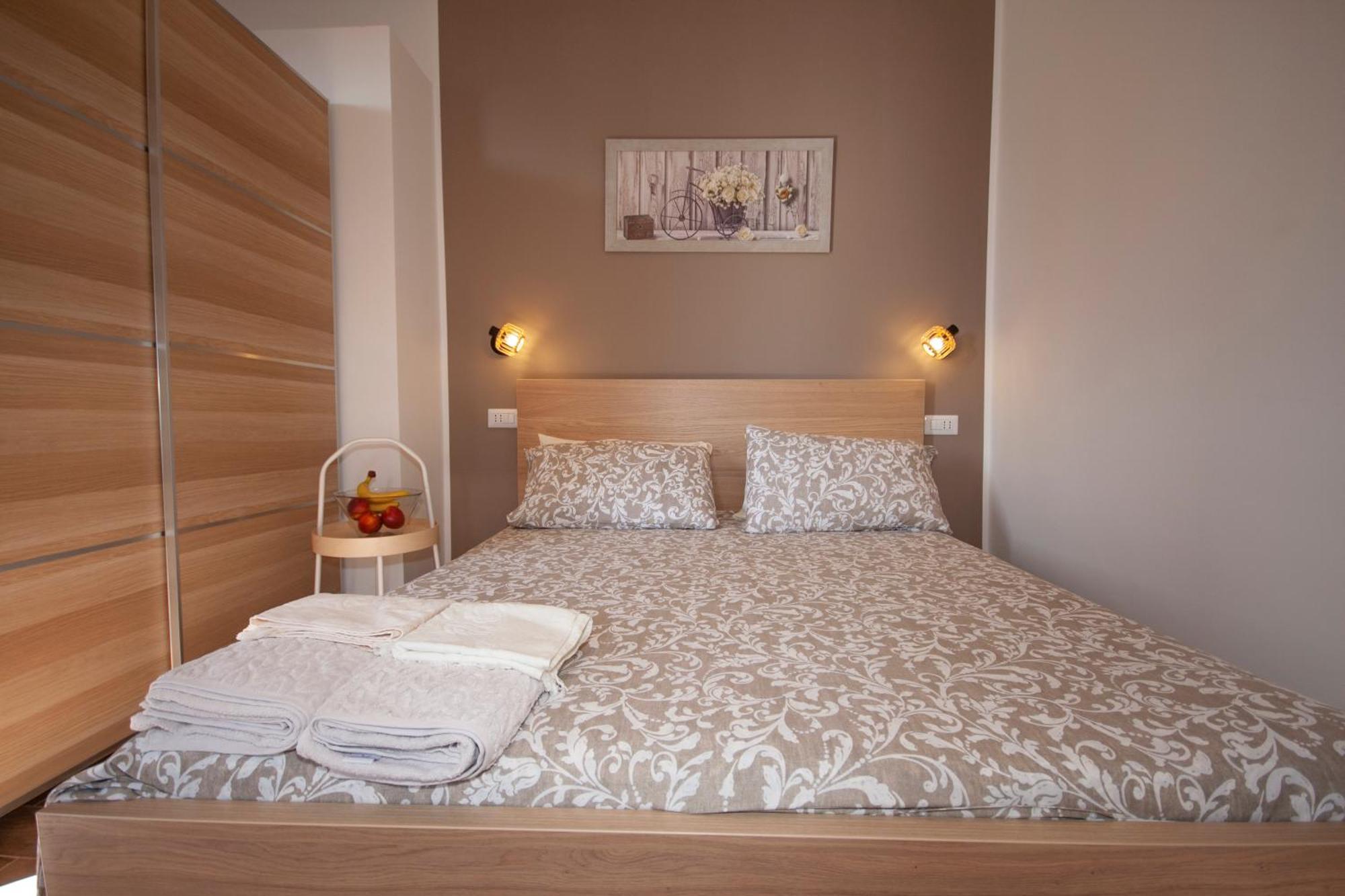 Agriturismo L'Istrice Di Gio มอนตัลโต ดิ กัสโตร ภายนอก รูปภาพ