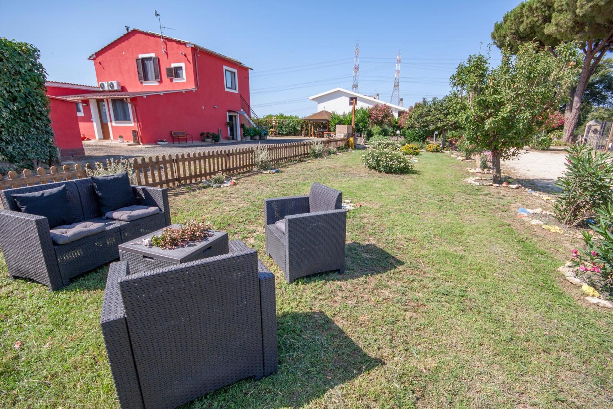 Agriturismo L'Istrice Di Gio มอนตัลโต ดิ กัสโตร ภายนอก รูปภาพ