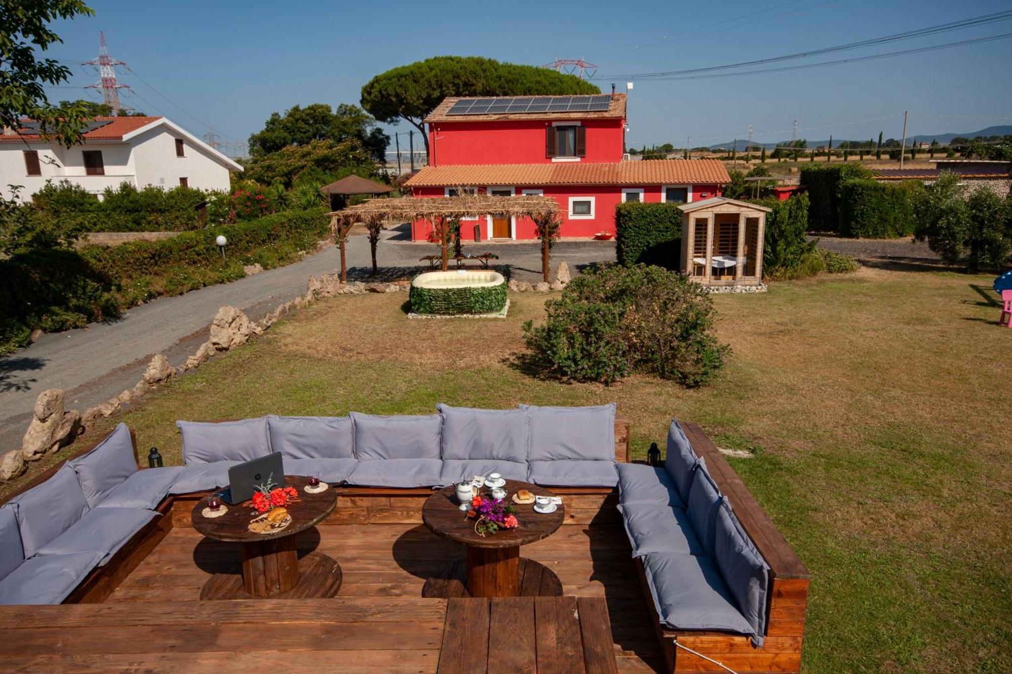 Agriturismo L'Istrice Di Gio มอนตัลโต ดิ กัสโตร ภายนอก รูปภาพ