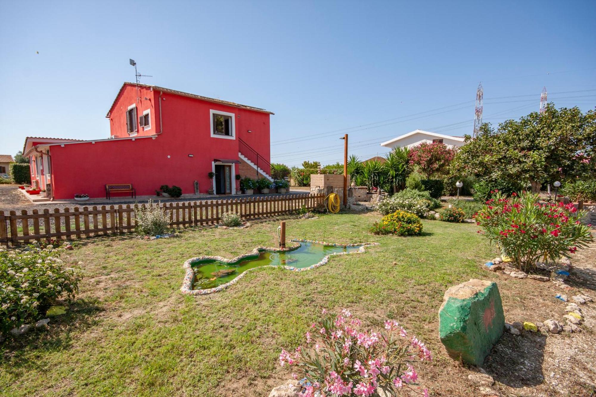 Agriturismo L'Istrice Di Gio มอนตัลโต ดิ กัสโตร ภายนอก รูปภาพ