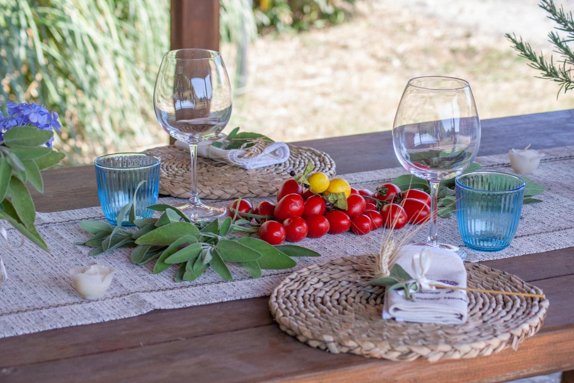 Agriturismo L'Istrice Di Gio มอนตัลโต ดิ กัสโตร ภายนอก รูปภาพ